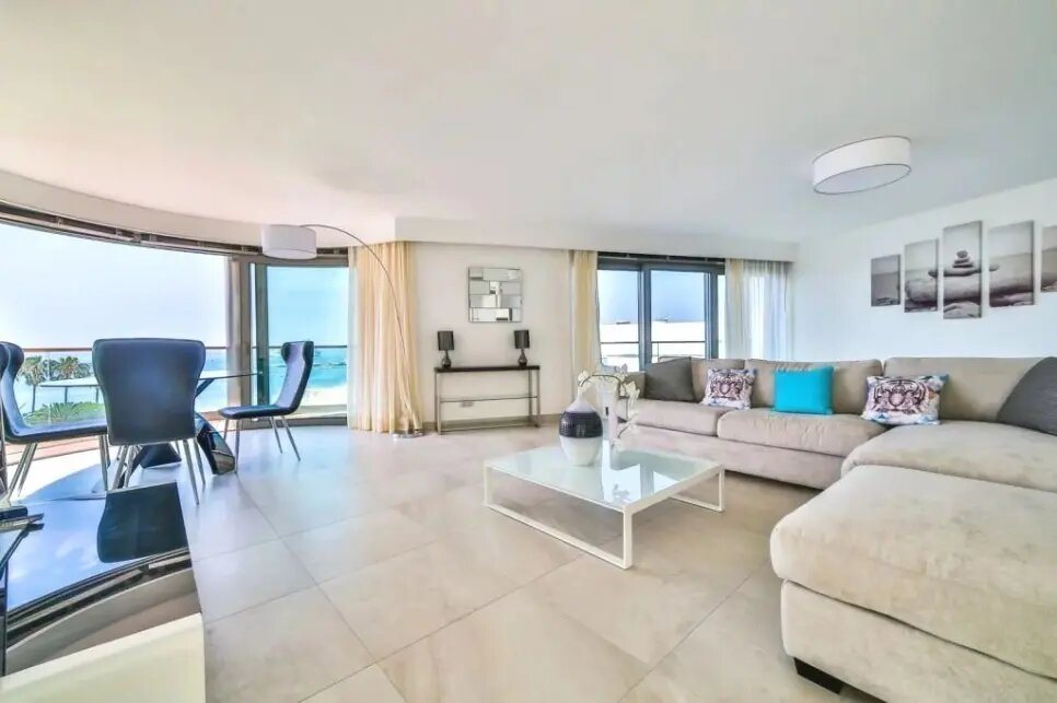 Appartement à louer, 135m², Cannes