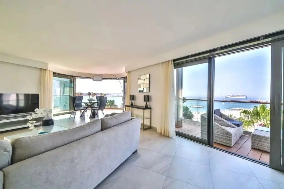 Appartement à louer, 135m², Cannes