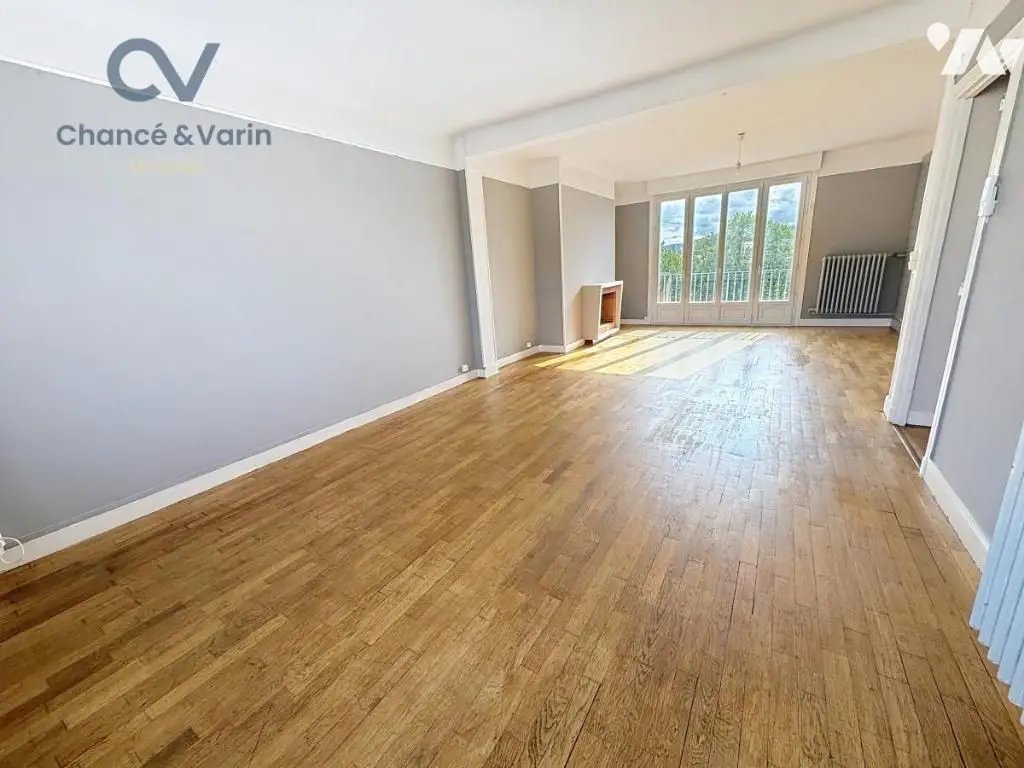 Appartement à vendre, 108m², Lisieux