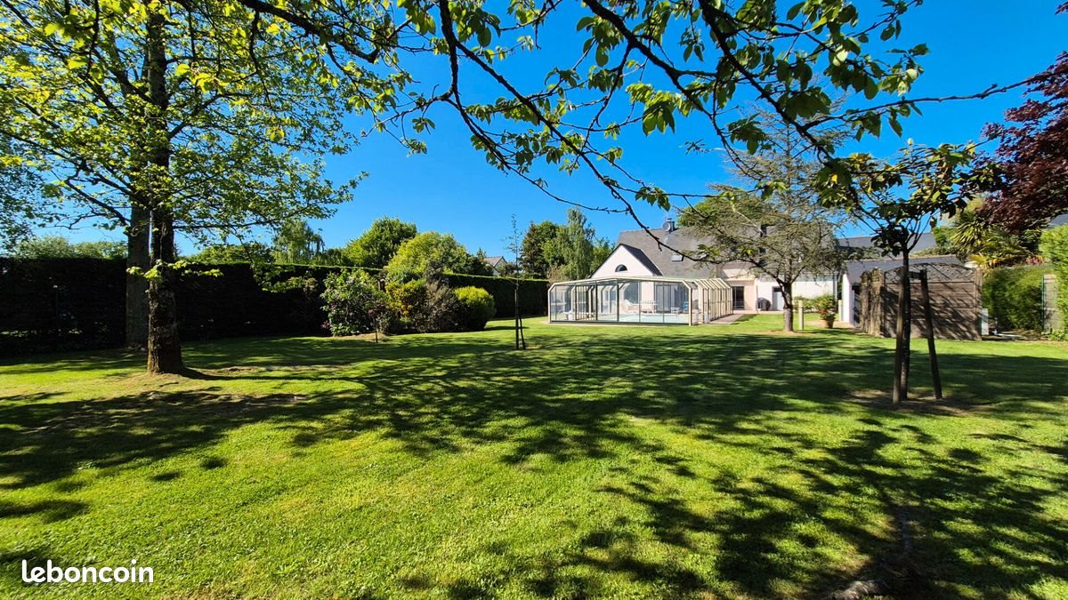 Maison à vendre, 232m², Saint-Etienne-de-Montluc