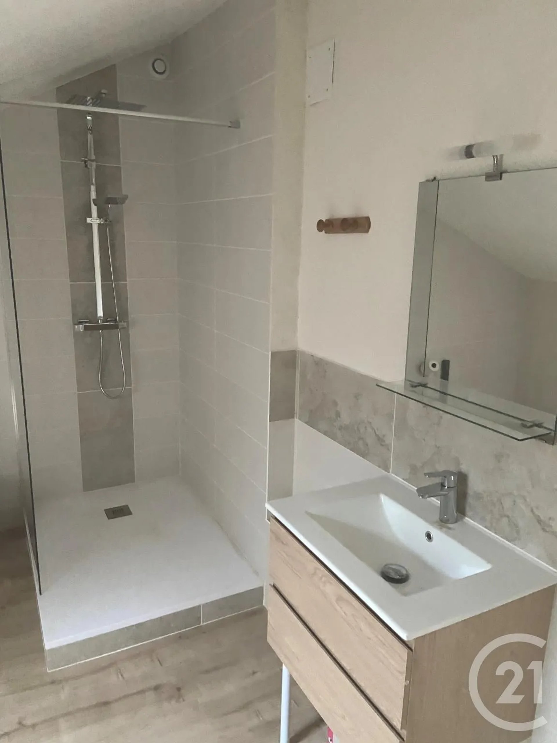 Appartement à louer, 21m², Verdun
