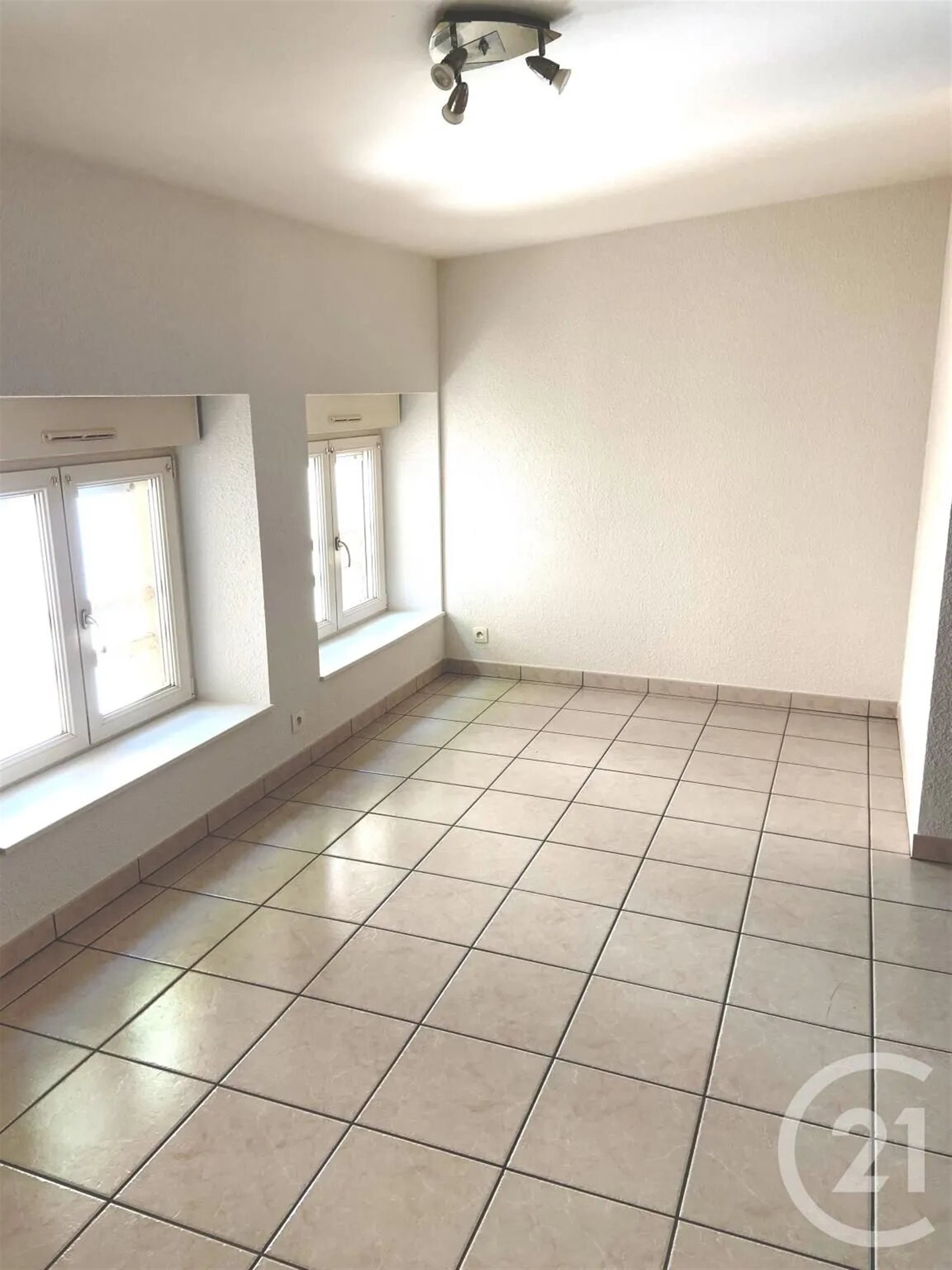 Appartement à louer, 22m², Verdun