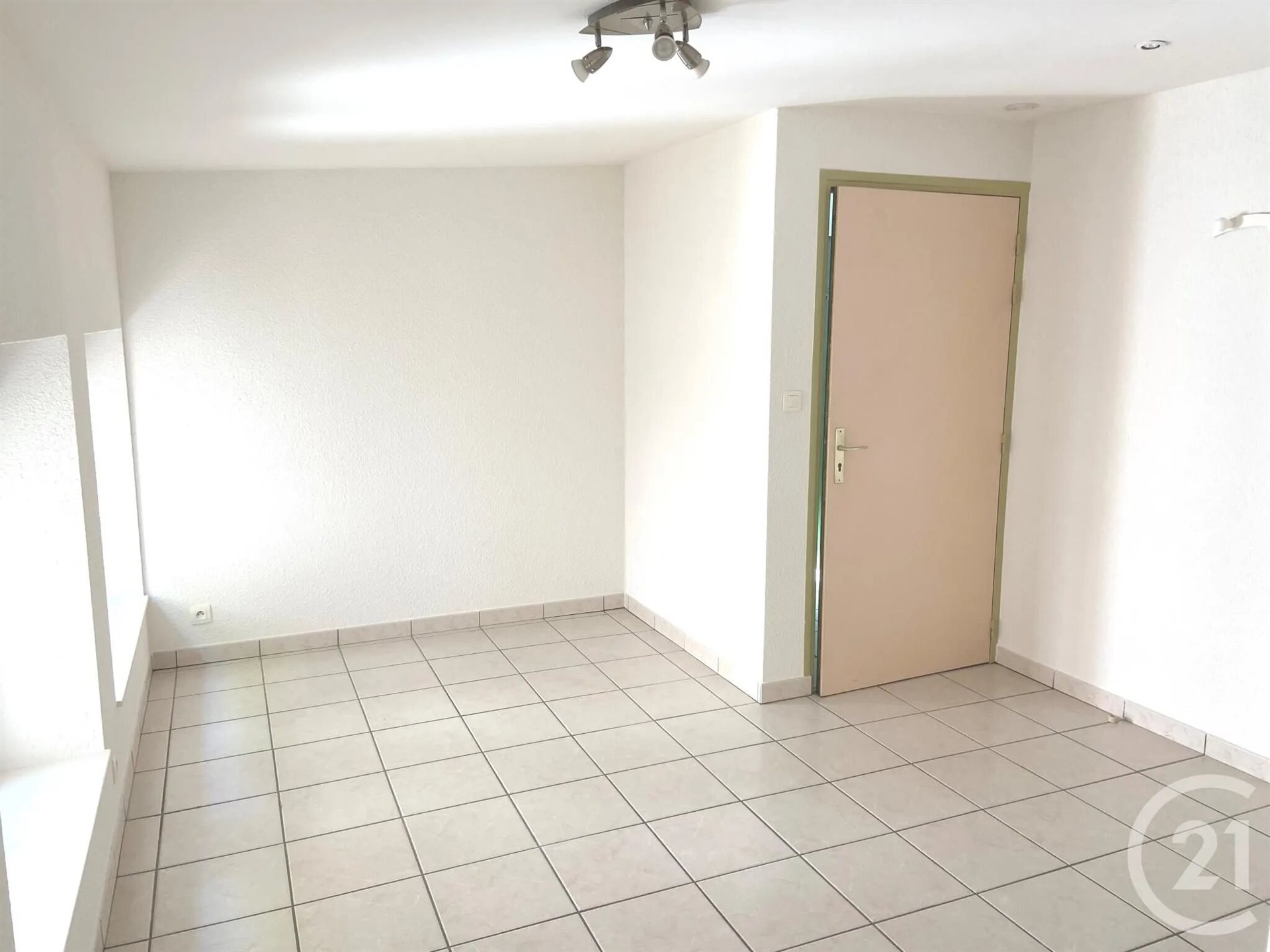 Appartement à louer, 22m², Verdun