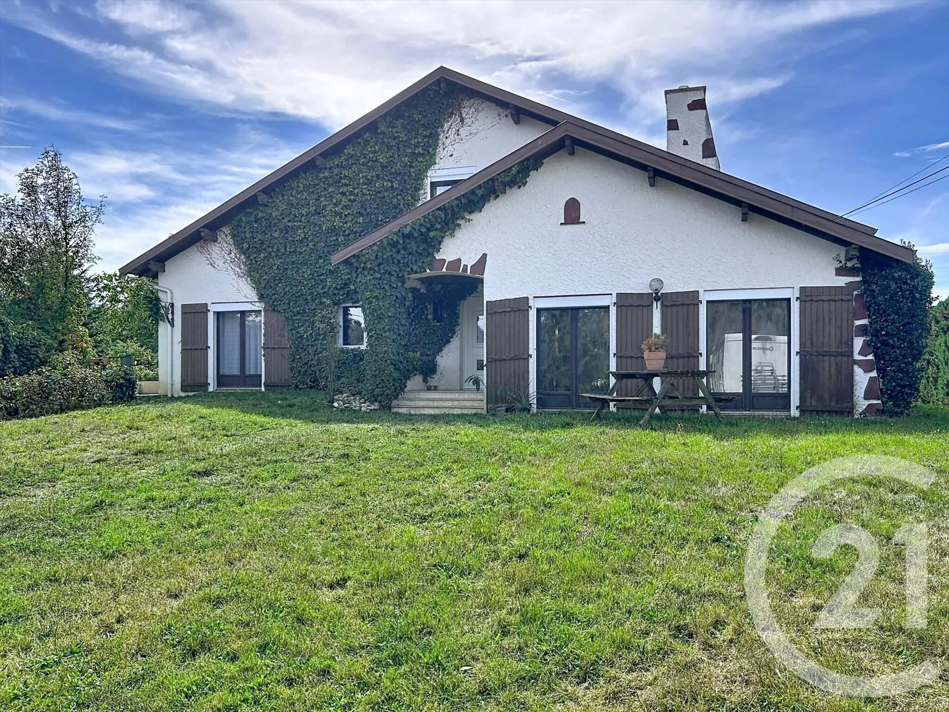 Maison à vendre, 198m², Thaon-les-Vosges