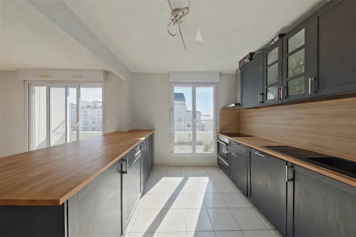 Appartement à vendre, 94m², Tours