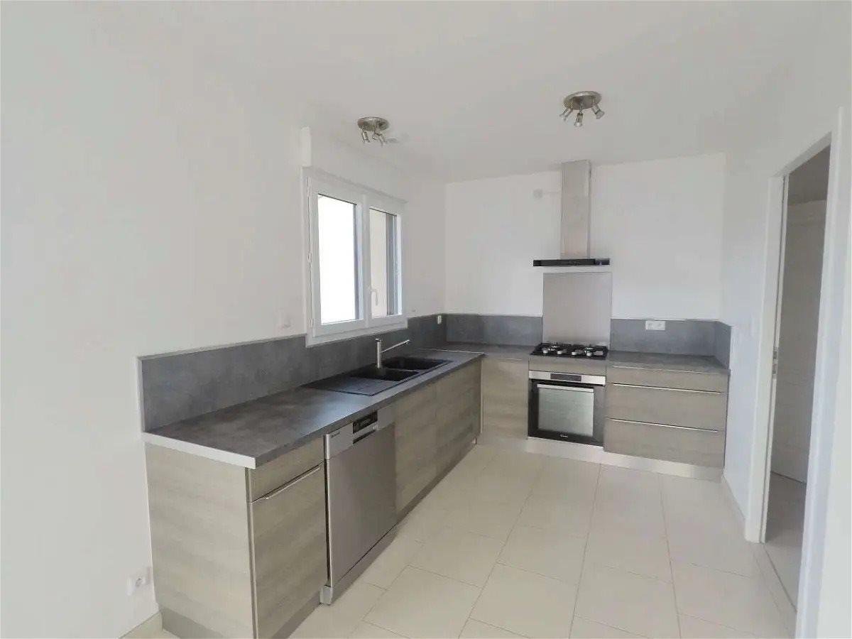 Maison à louer, 90m², Vouneuil-sous-Biard