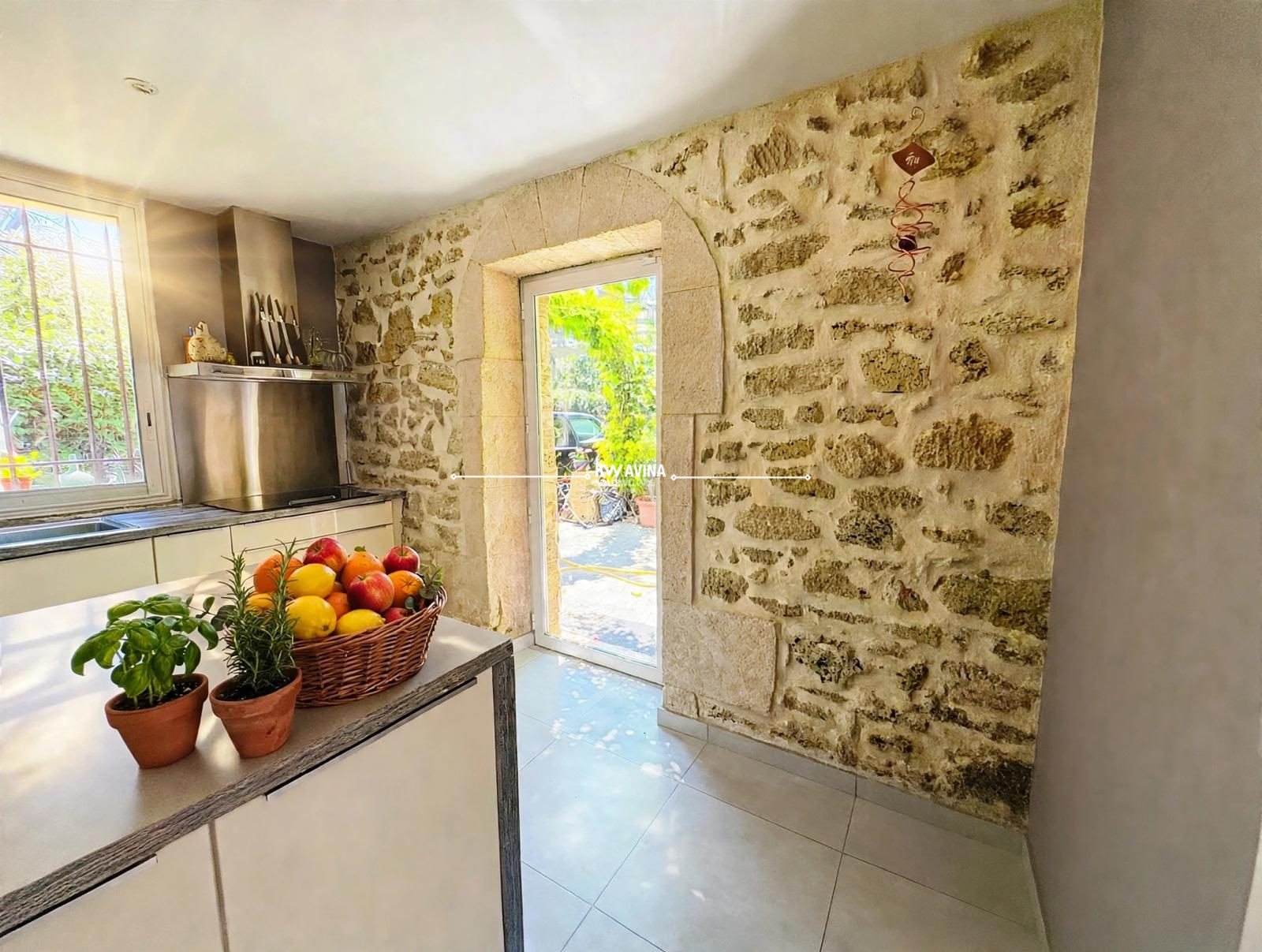 Maison à vendre, 245m², Grans