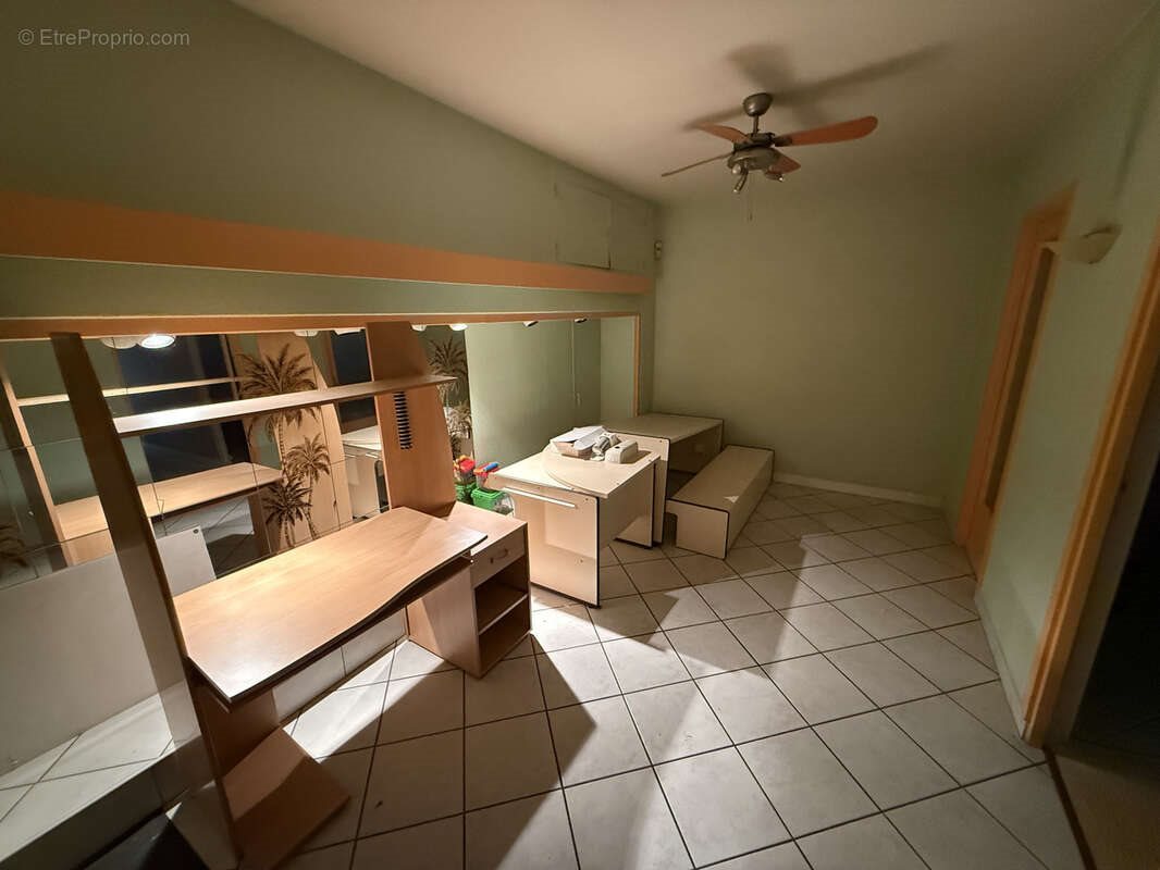 Appartement à vendre, 221m², Longuyon