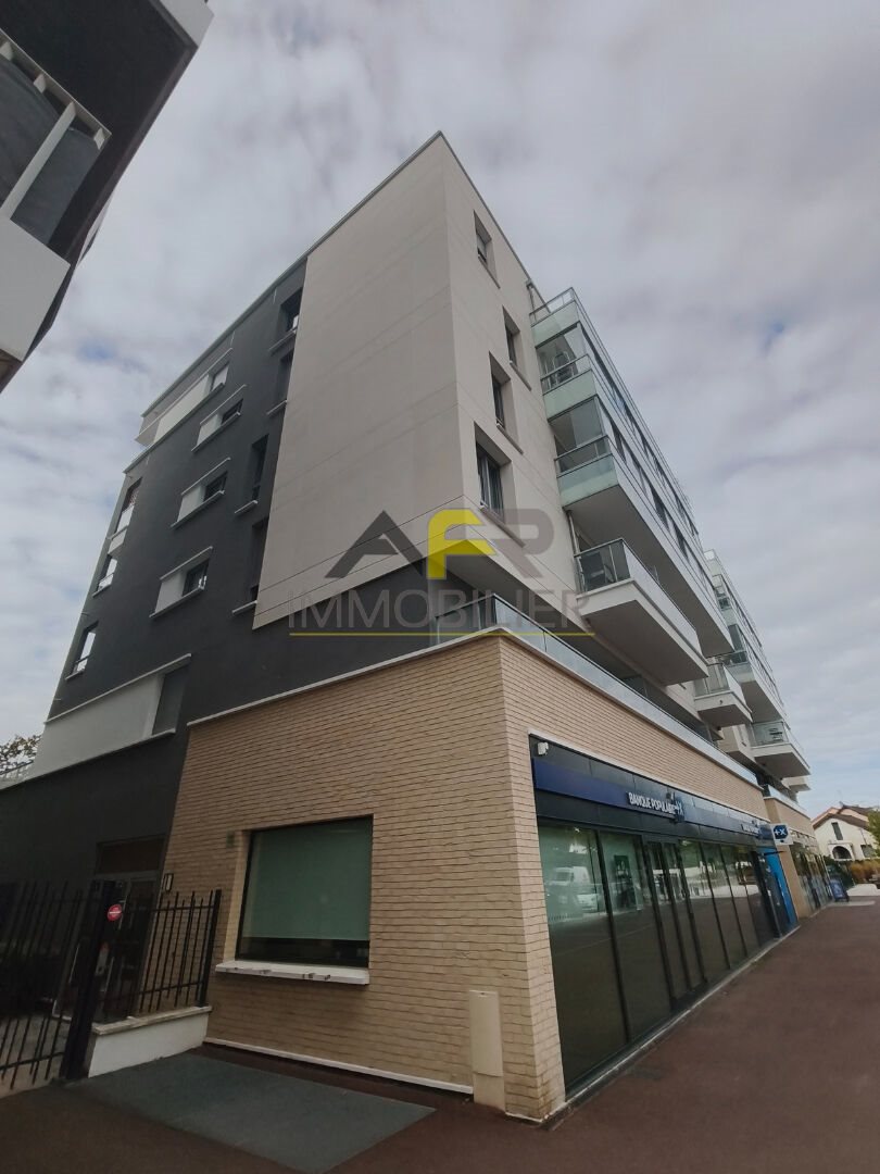 Appartement à louer, 111m², Rueil-Malmaison