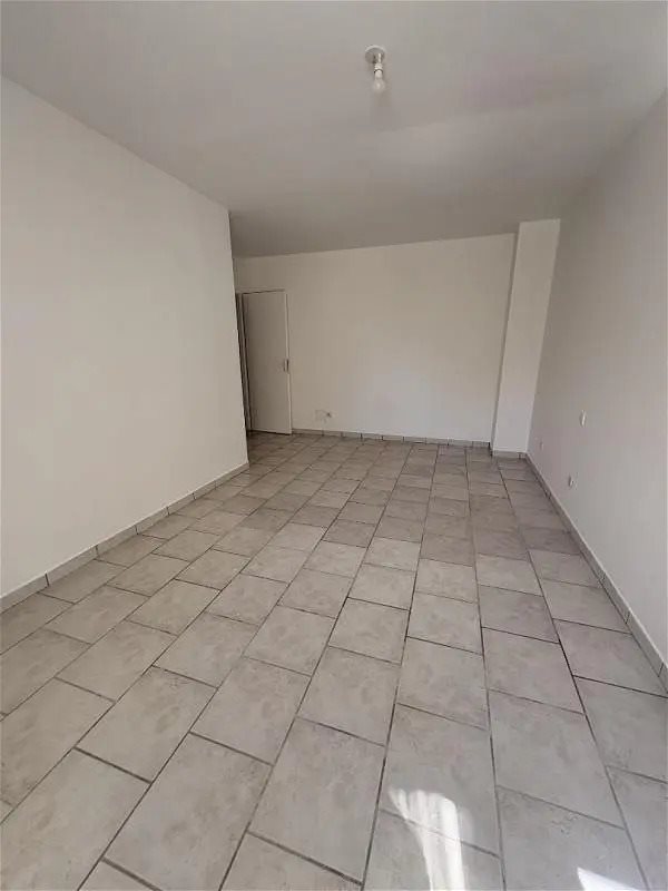 Appartement à louer, 58m², Saint-Paul-lès-Romans