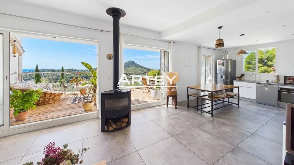 Appartement à vendre, 105m², Carqueiranne