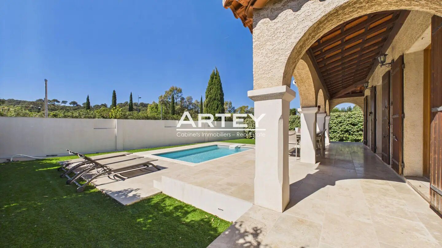 Maison à vendre, 133m², Carqueiranne