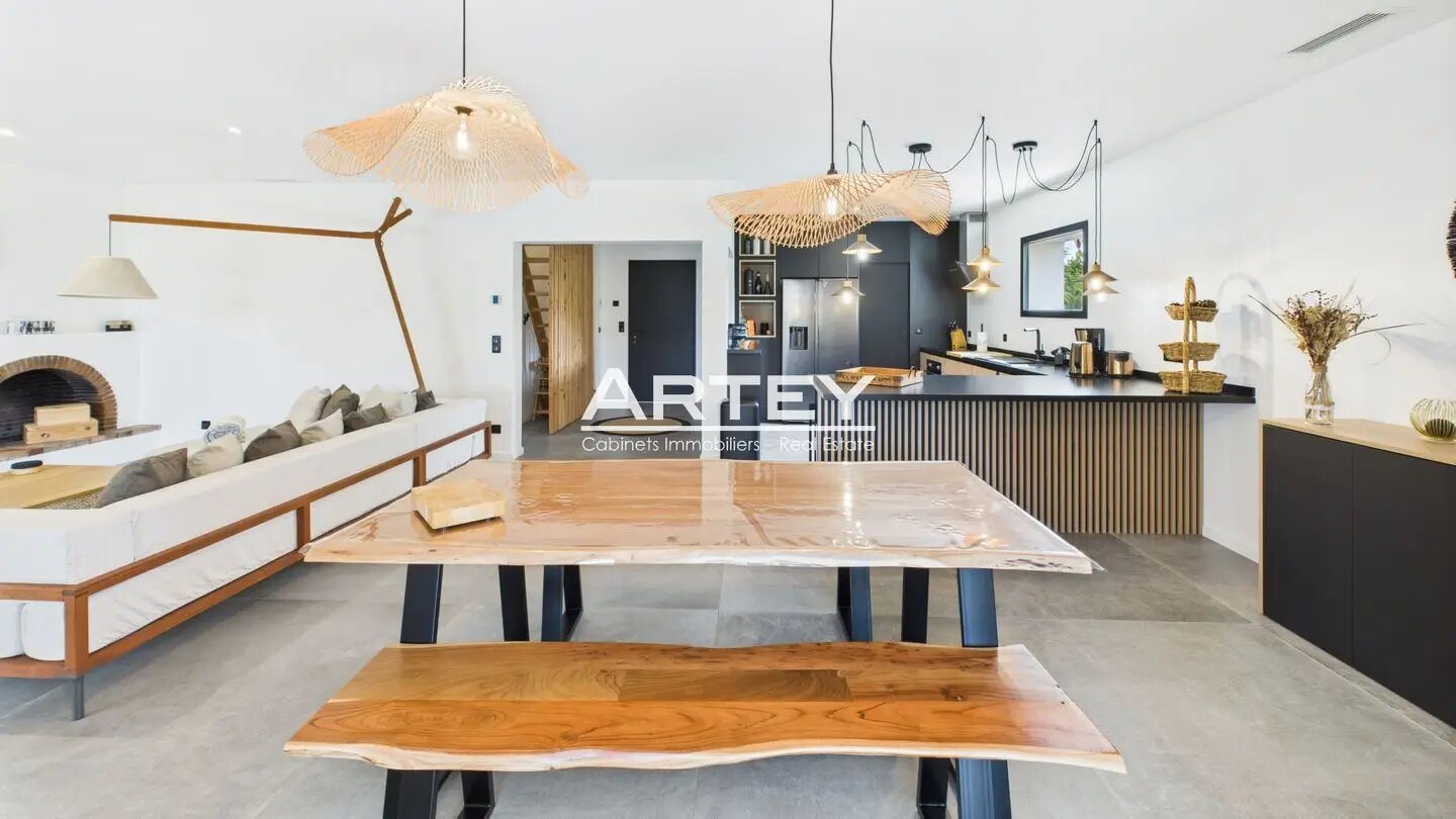 Maison à vendre, 142m², Hyères