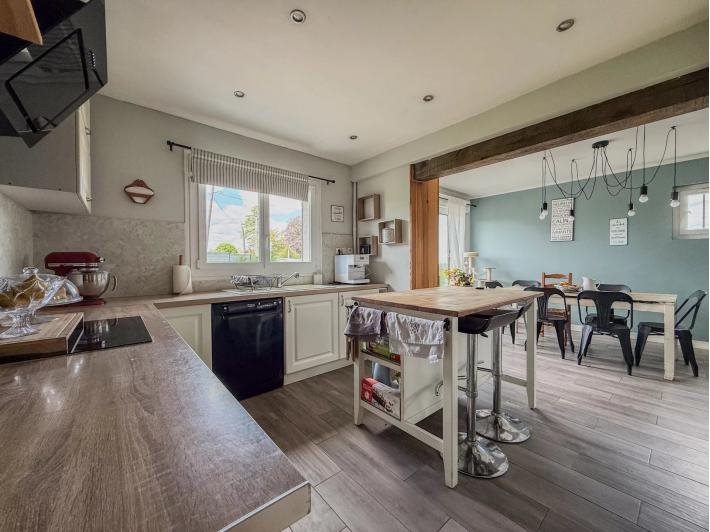 Maison à vendre, 170m², Beaumont-le-Roger
