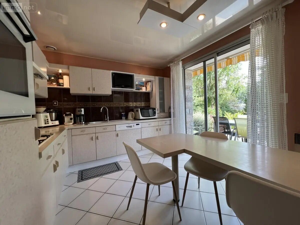 Maison à vendre, 114m², Caro