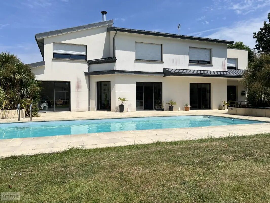 Maison à vendre, 350m², Ploërmel