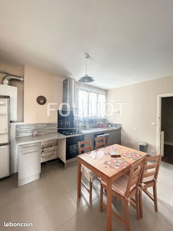 Appartement à louer, 100m², Coutances