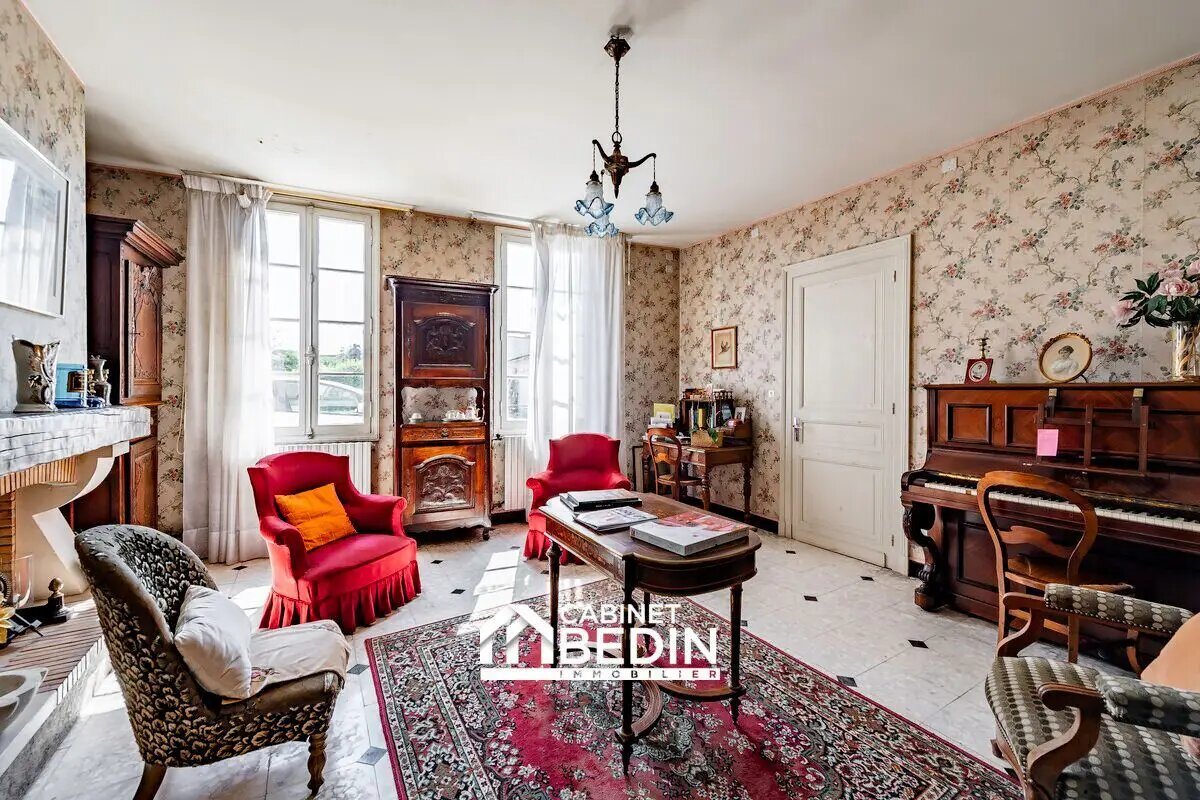 Maison à vendre, 184m², Saint-Médard-de-Guizières