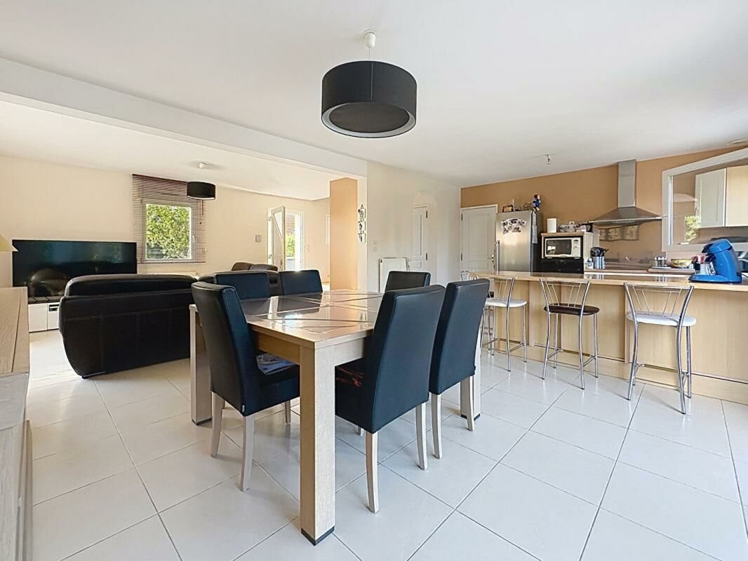 Maison à vendre, 122m², Saint-André-sur-Orne