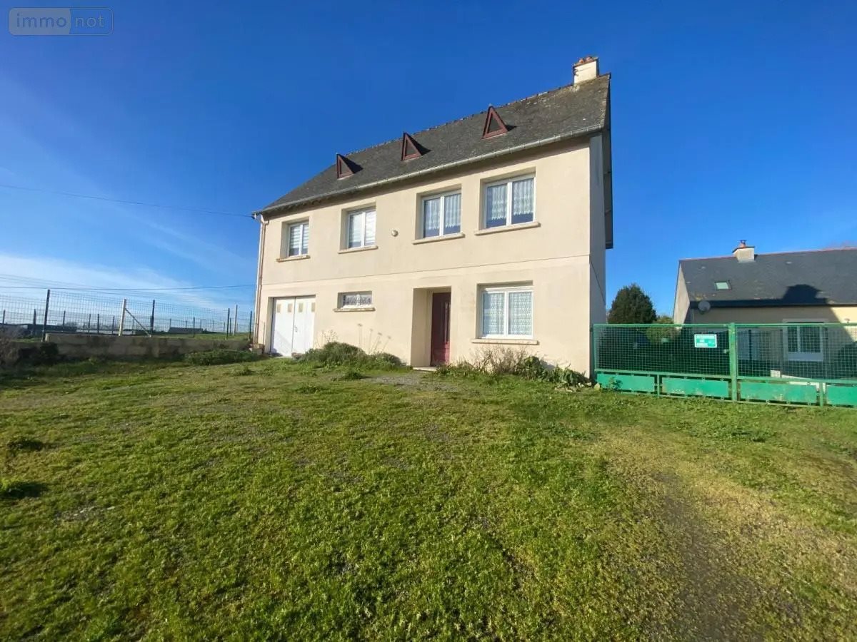 Maison à vendre, 118m², Baguer-Pican