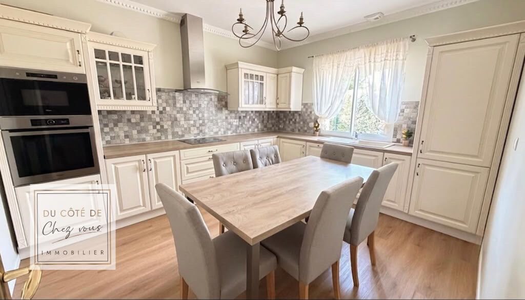 Maison à vendre, 140m², La Rivière-de-Corps