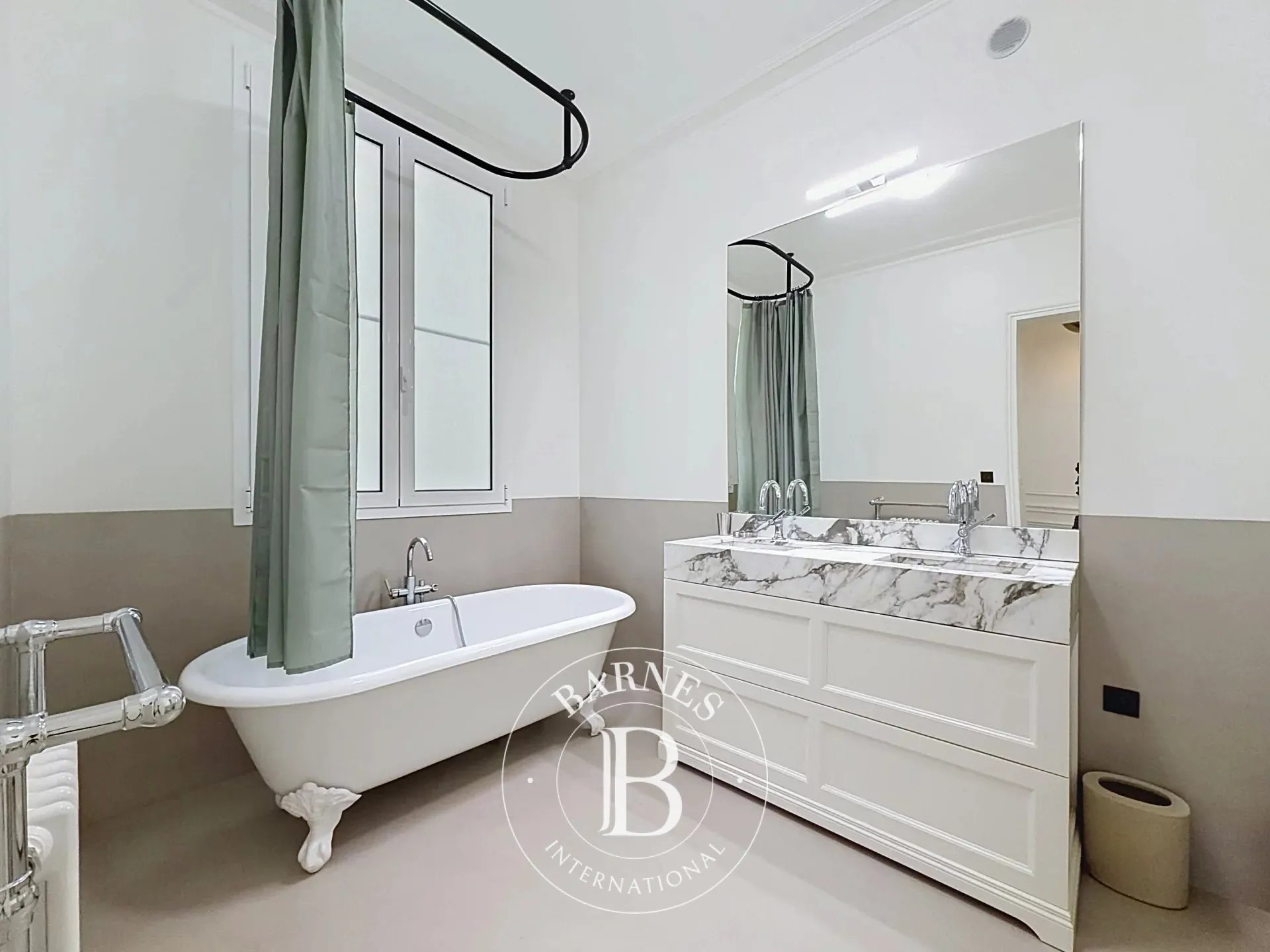 Appartement à louer, 61m², Paris 16ème