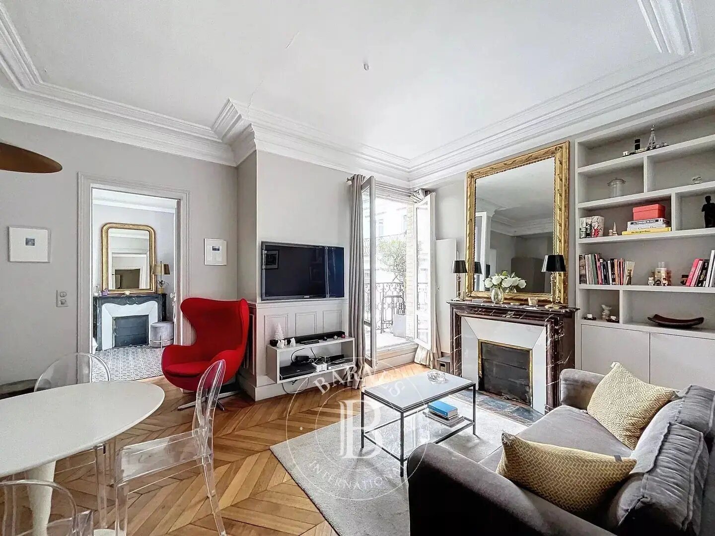 Appartement à louer, 47m², Paris 8ème