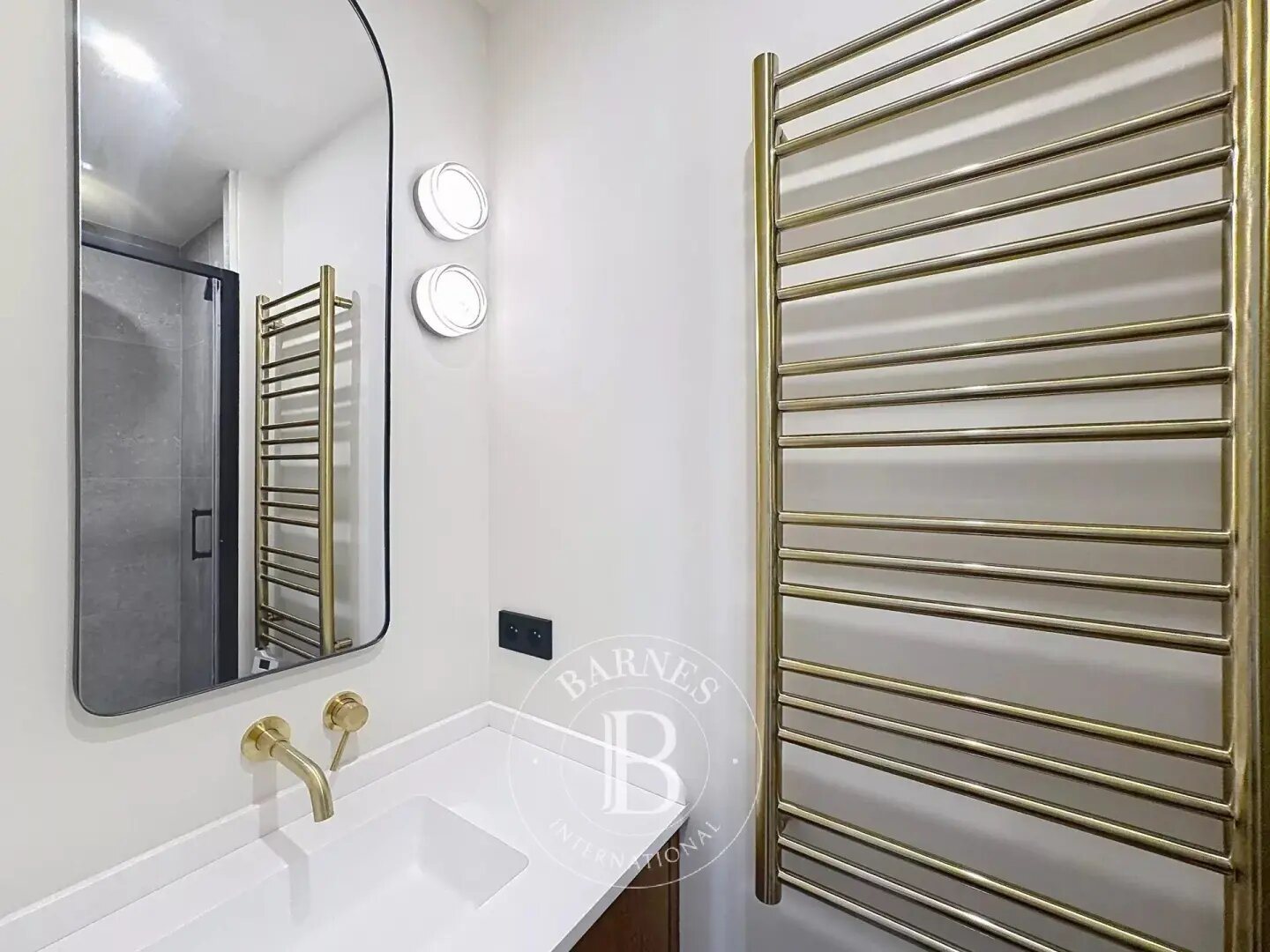 Appartement à louer, 124m², Paris 8ème