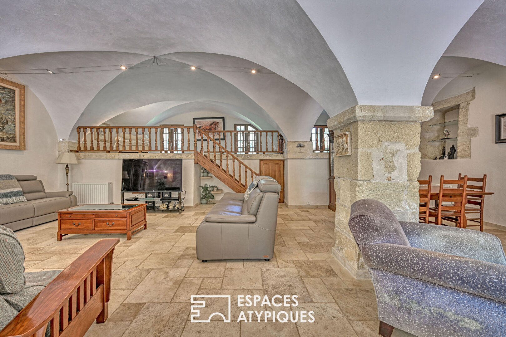 Maison à vendre, 450m², Sommières