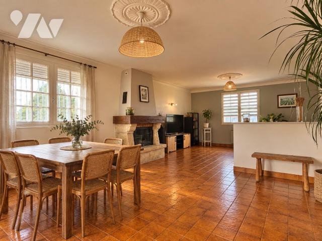 Maison à vendre, 142m², Saint-Évarzec