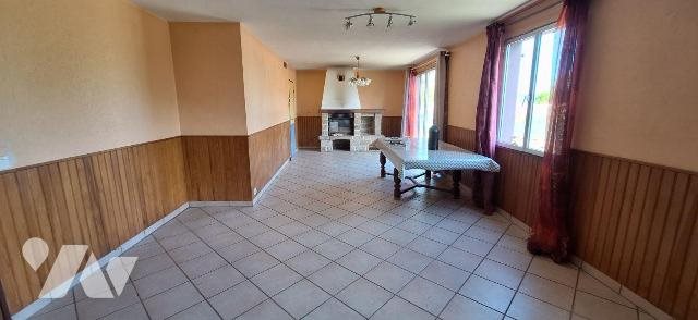 Maison à vendre, 116m², Gahard