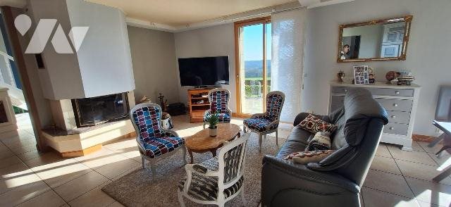 Maison à vendre, 239m², Gosné