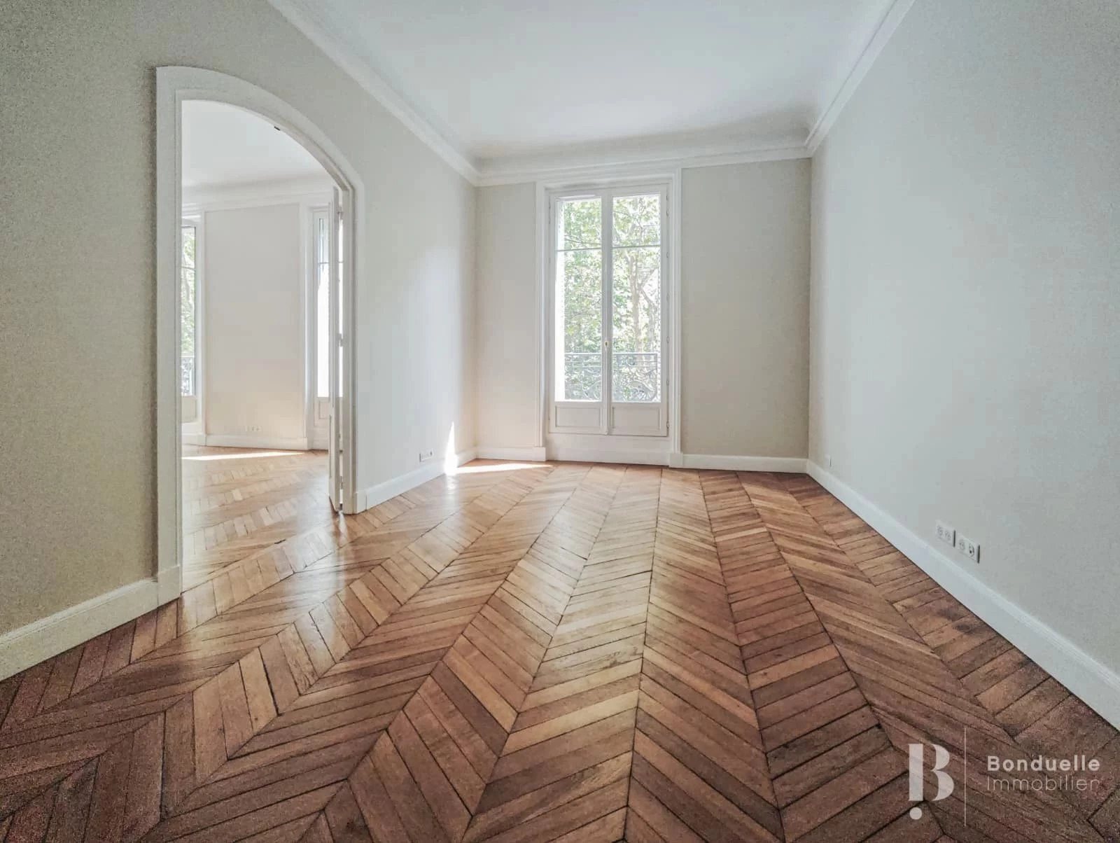 Appartement à louer, 199m², Paris 8ème
