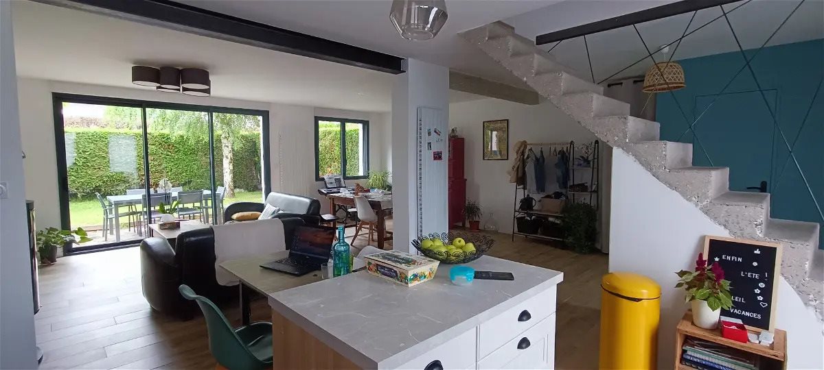 Maison à vendre, 103m², Laval