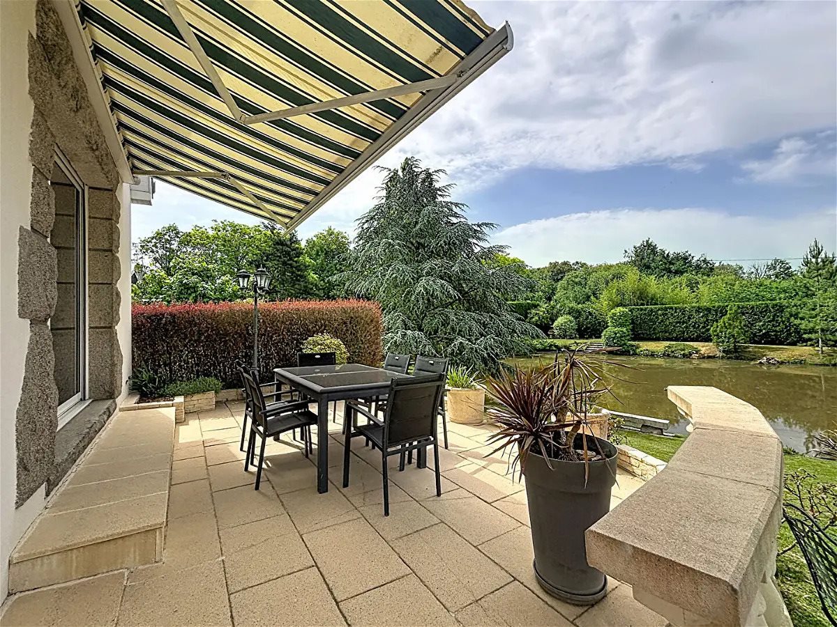 Maison à vendre, 195m², Laval
