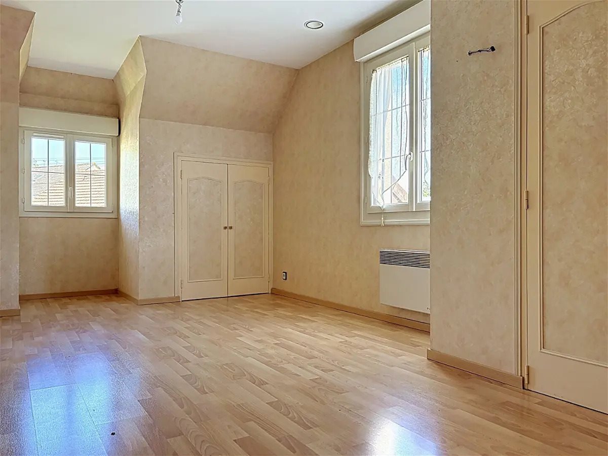 Maison à vendre, 127m², Saint-Berthevin