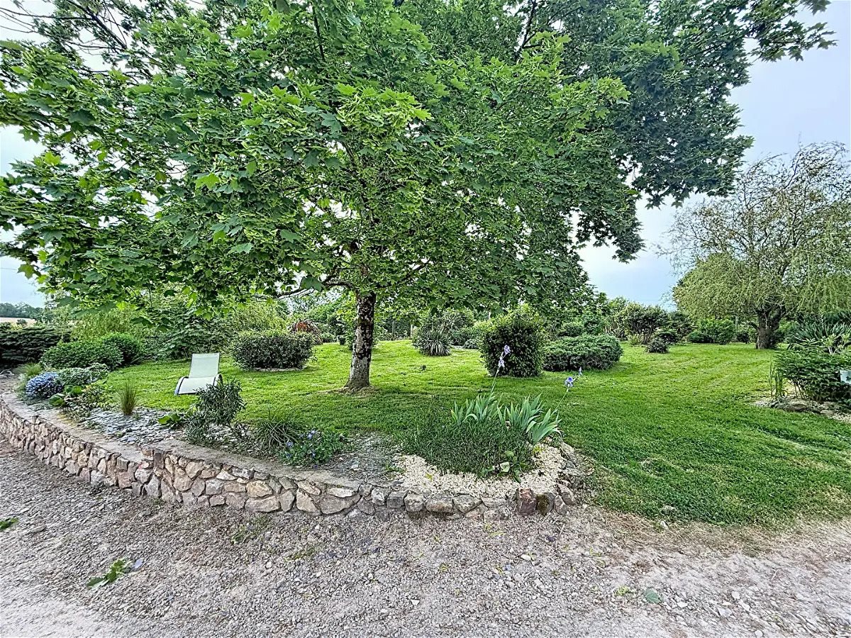 Maison à vendre, 216m², Le Genest-Saint-Isle