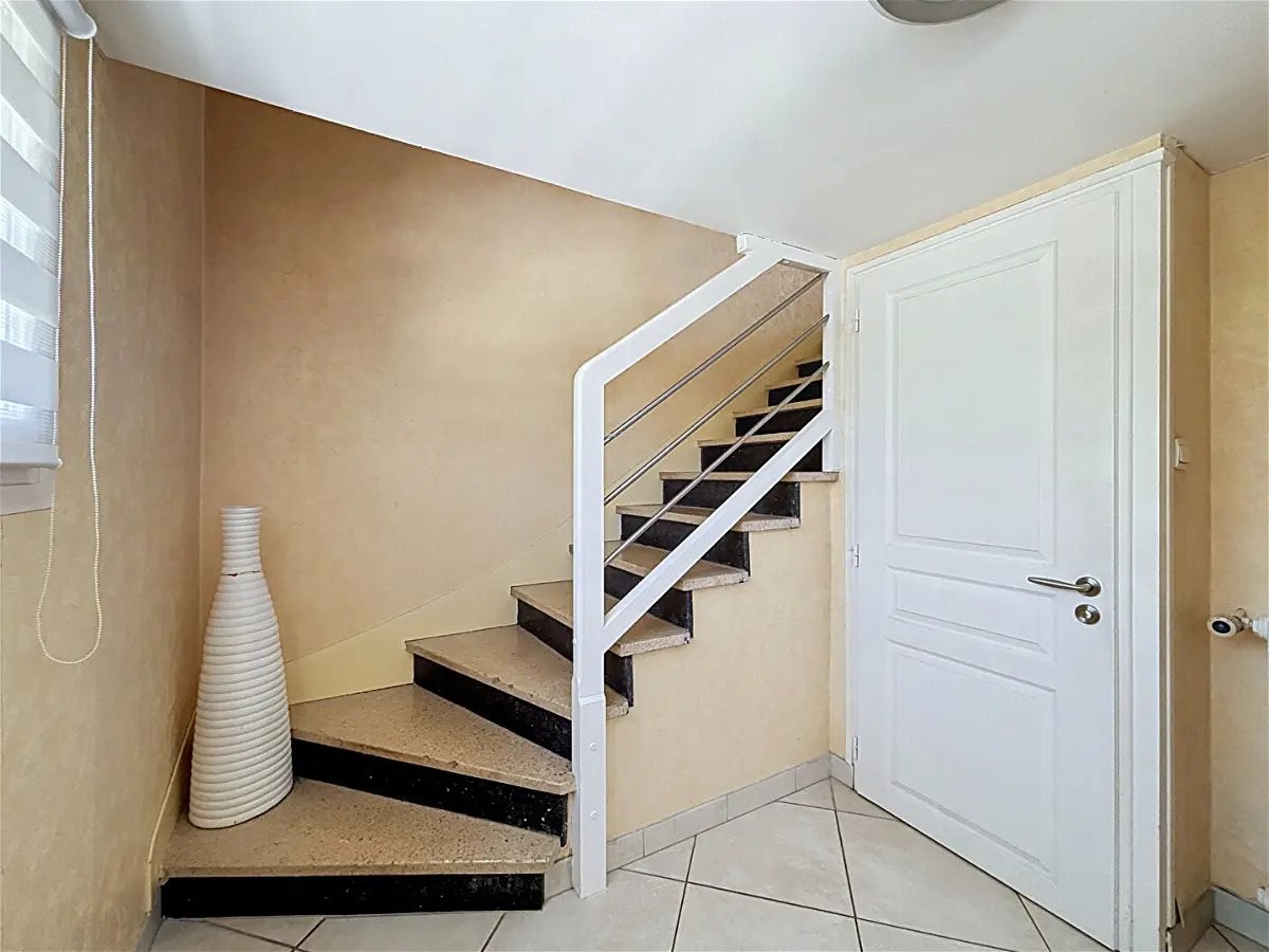Maison à vendre, 98m², Laval