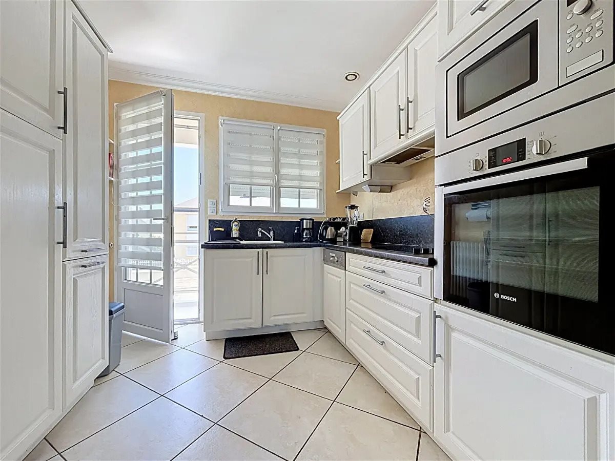 Maison à vendre, 98m², Laval