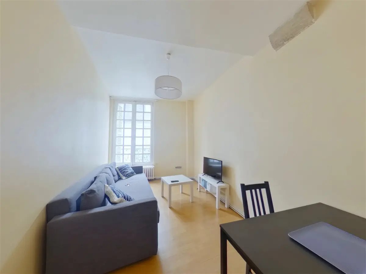 Appartement à louer, 32m², Tours