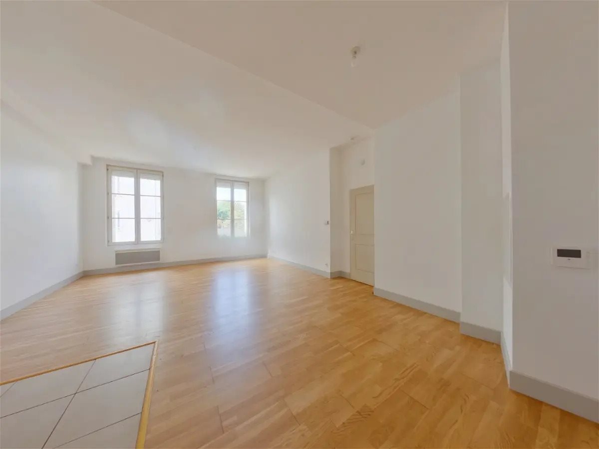 Appartement à louer, 101m², Tours