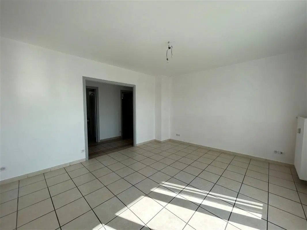 Appartement à louer, 66m², Portes-lès-Valence
