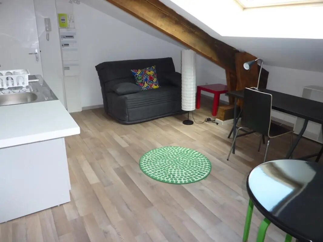 Appartement à louer, 10m², Valence