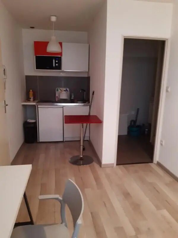 Appartement à louer, 17m², Valence