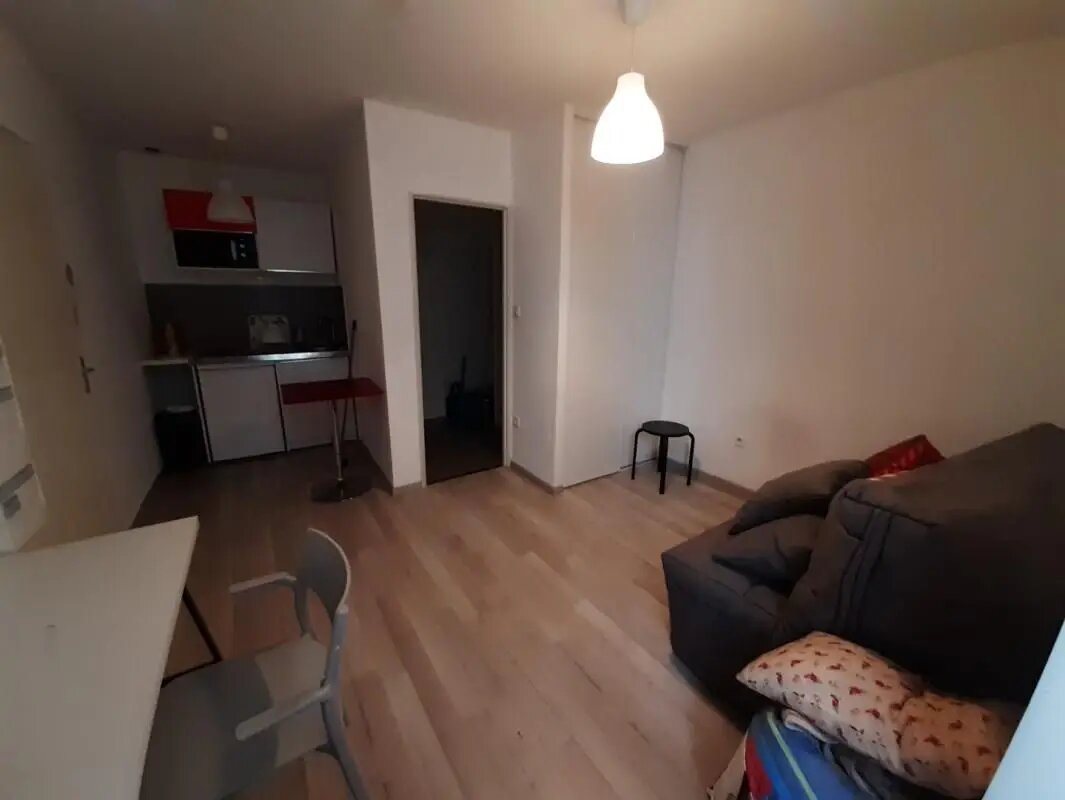 Appartement à louer, 17m², Valence