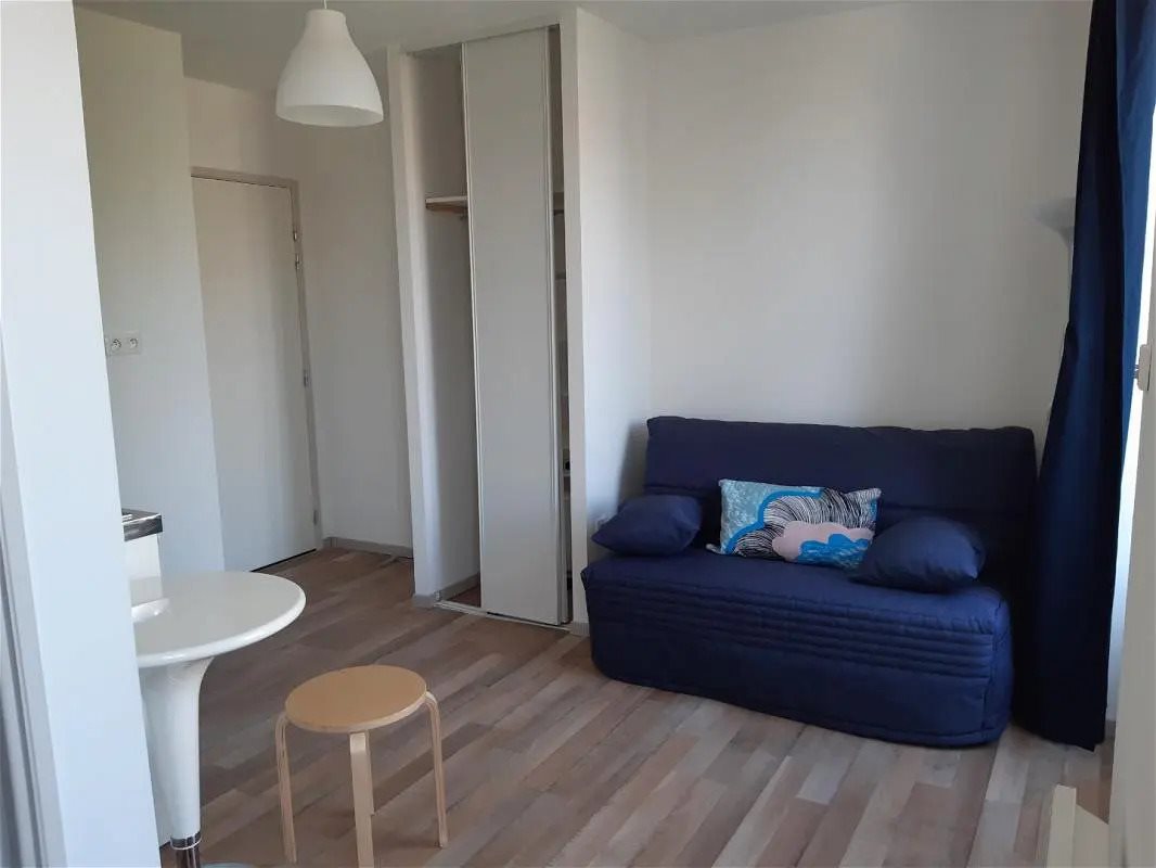 Appartement à louer, 17m², Valence