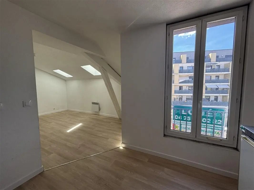 Appartement à louer, 25m², Valence