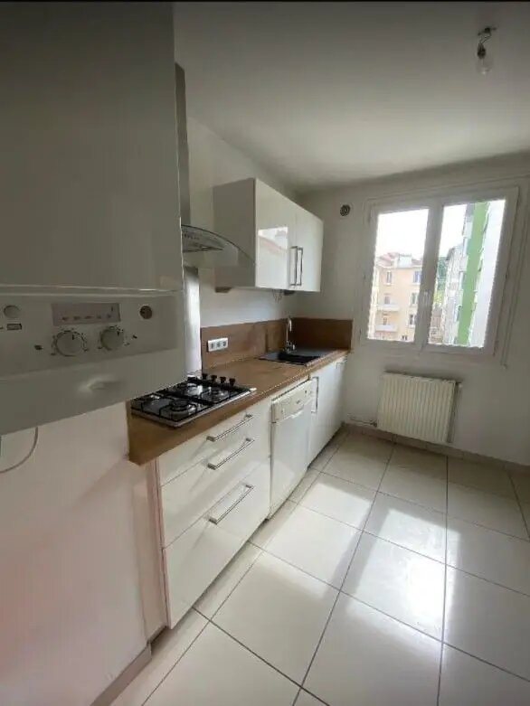 Appartement à louer, 78m², Valence
