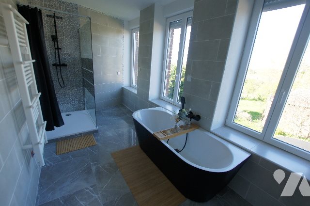 Maison à vendre, 122m², Etroeungt