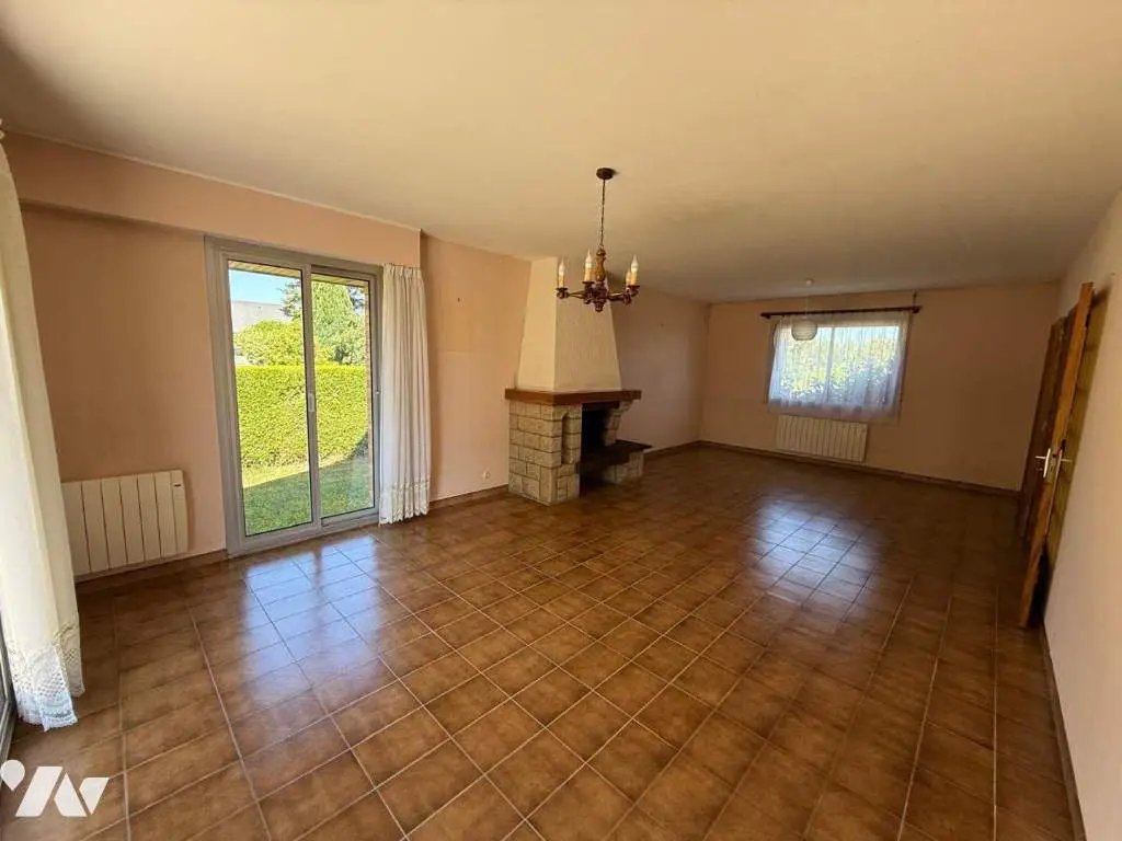 Maison à louer, 6m², Brécé